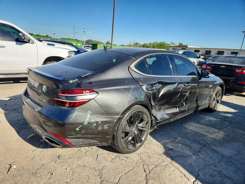2023 GENESIS G70 3.3T STANDARD  