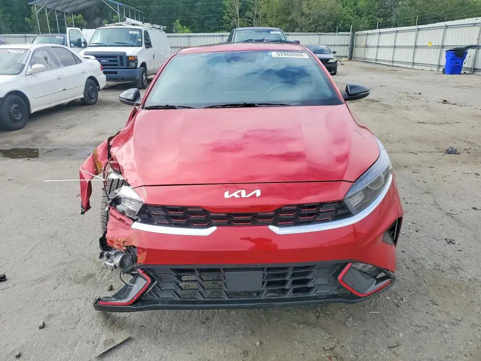 2024 KIA FORTE GT LINE  