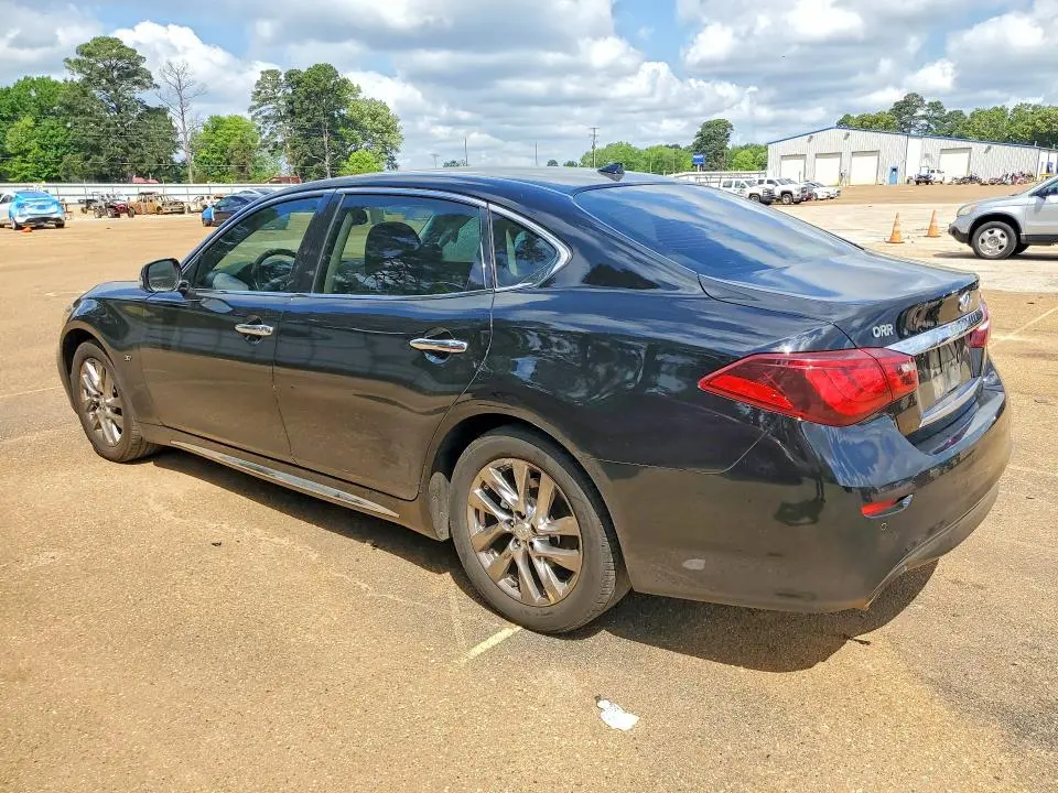 2016 INFINITI Q70L 3.7  