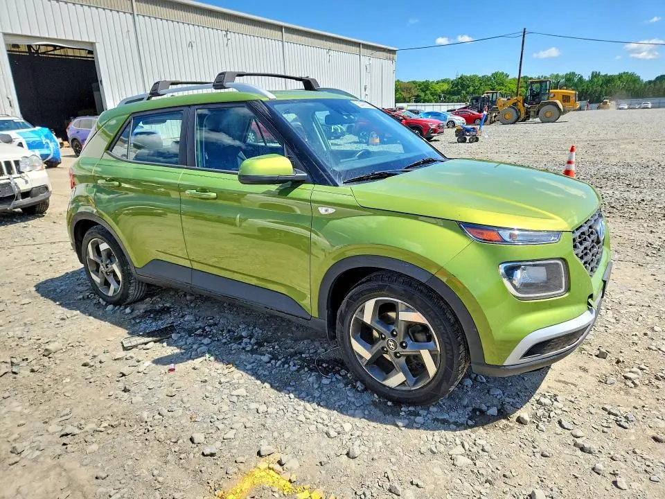 2022 HYUNDAI VENUE SEL  