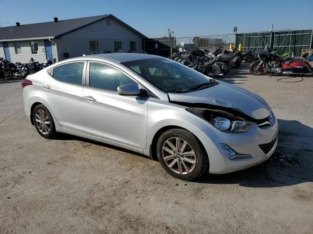2015 HYUNDAI ELANTRA SE  