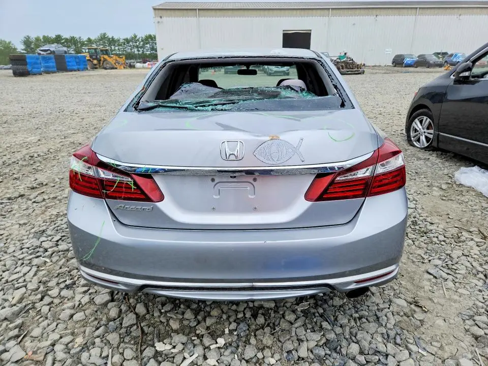 2017 HONDA ACCORD LX  