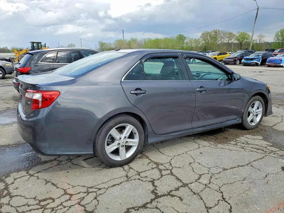 2012 TOYOTA CAMRY SE  