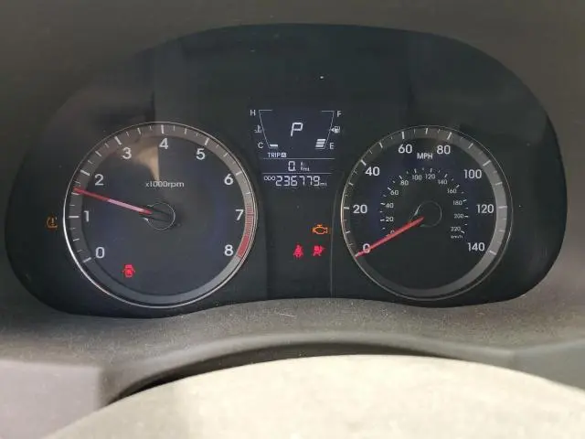 2012 HYUNDAI ACCENT GLS  