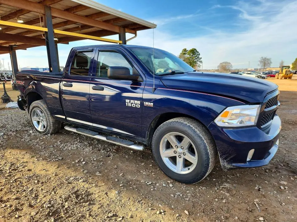 2014 RAM 1500 ST  
