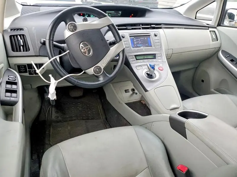 2013 TOYOTA PRIUS FOUR  