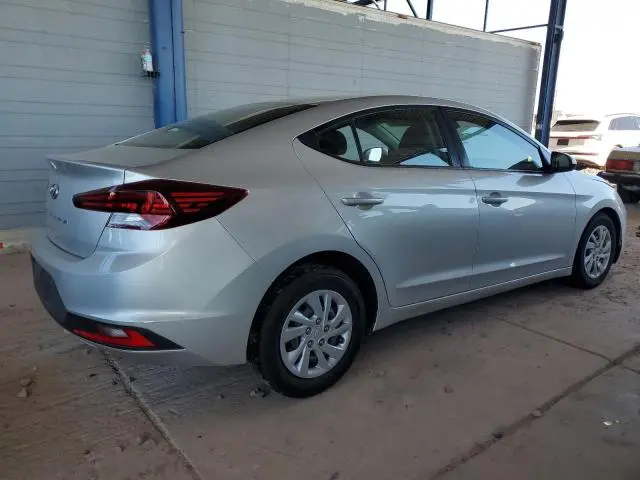 2020 HYUNDAI ELANTRA SE  