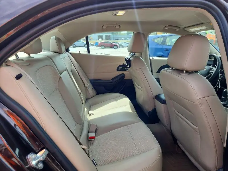 2015 CHEVROLET MALIBU 1LT  
