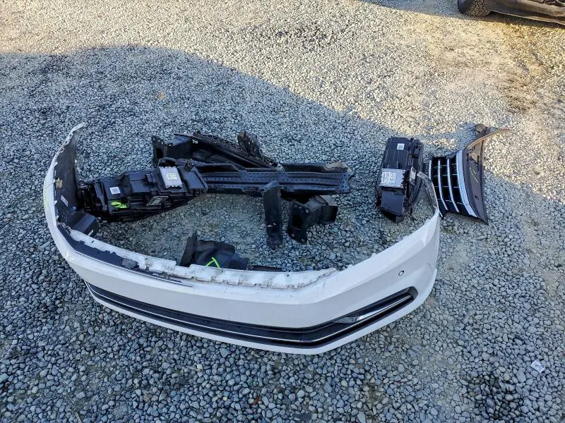 2017 VOLKSWAGEN PASSAT SE  