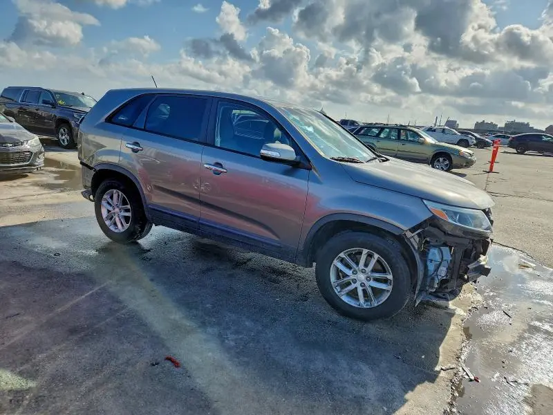 2014 KIA SORENTO LX  