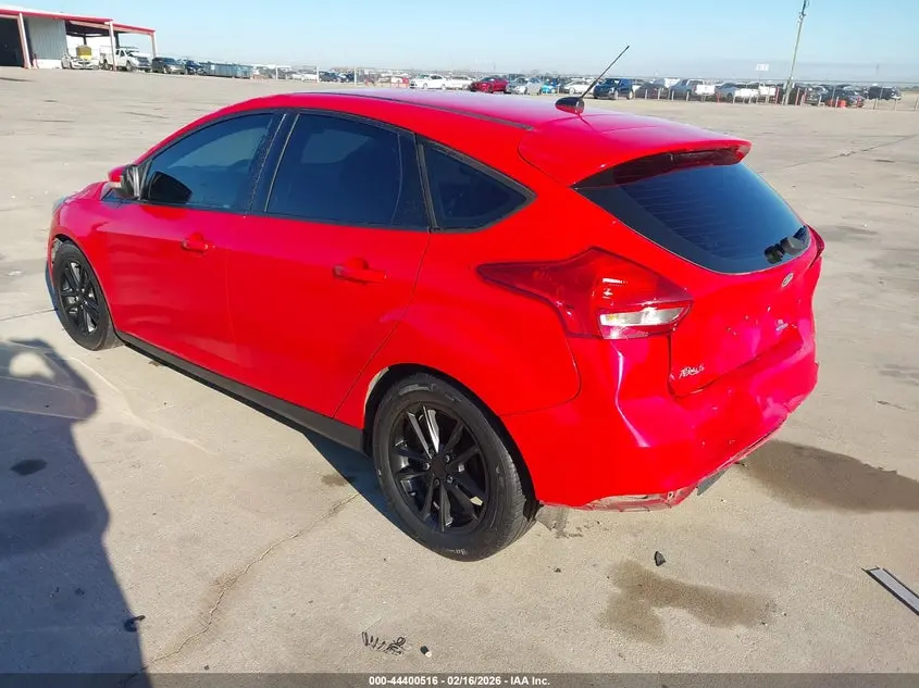 2016 FORD FOCUS SE
