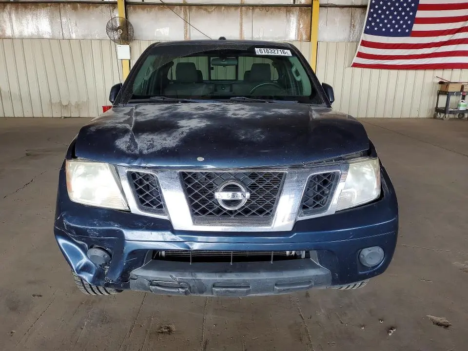 2017 NISSAN FRONTIER SV V6  