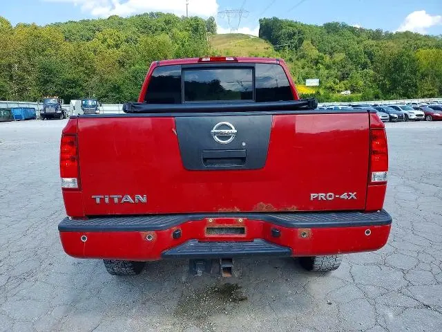 2012 NISSAN TITAN SV  