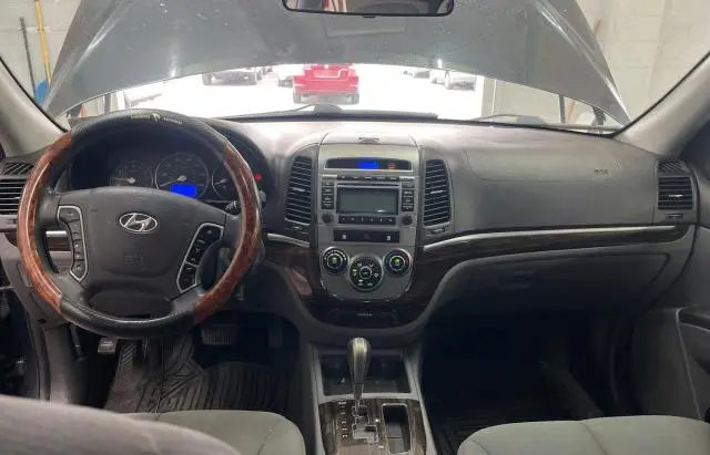2011 HYUNDAI SANTA FE GLS  