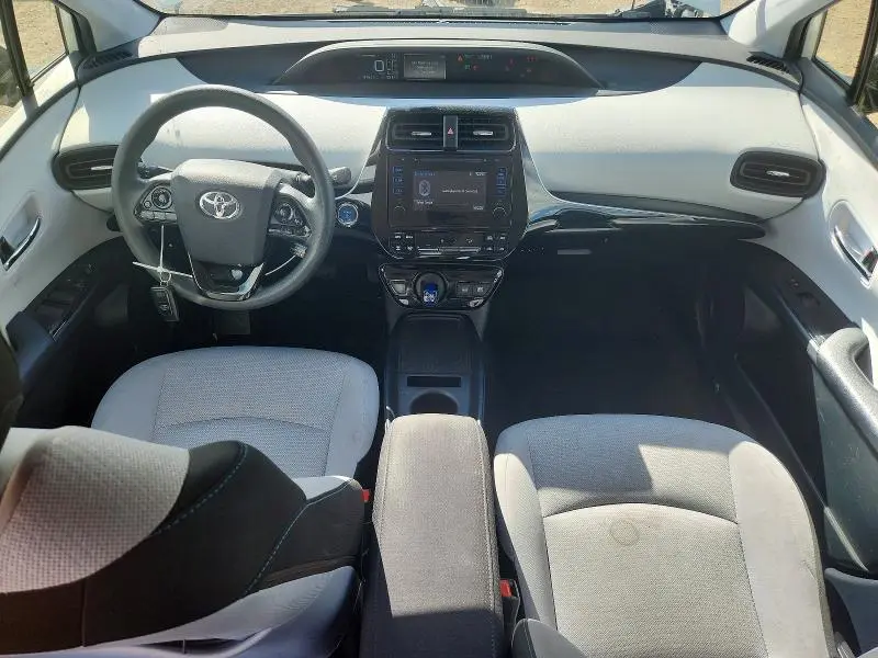 2019 TOYOTA PRIUS LE  