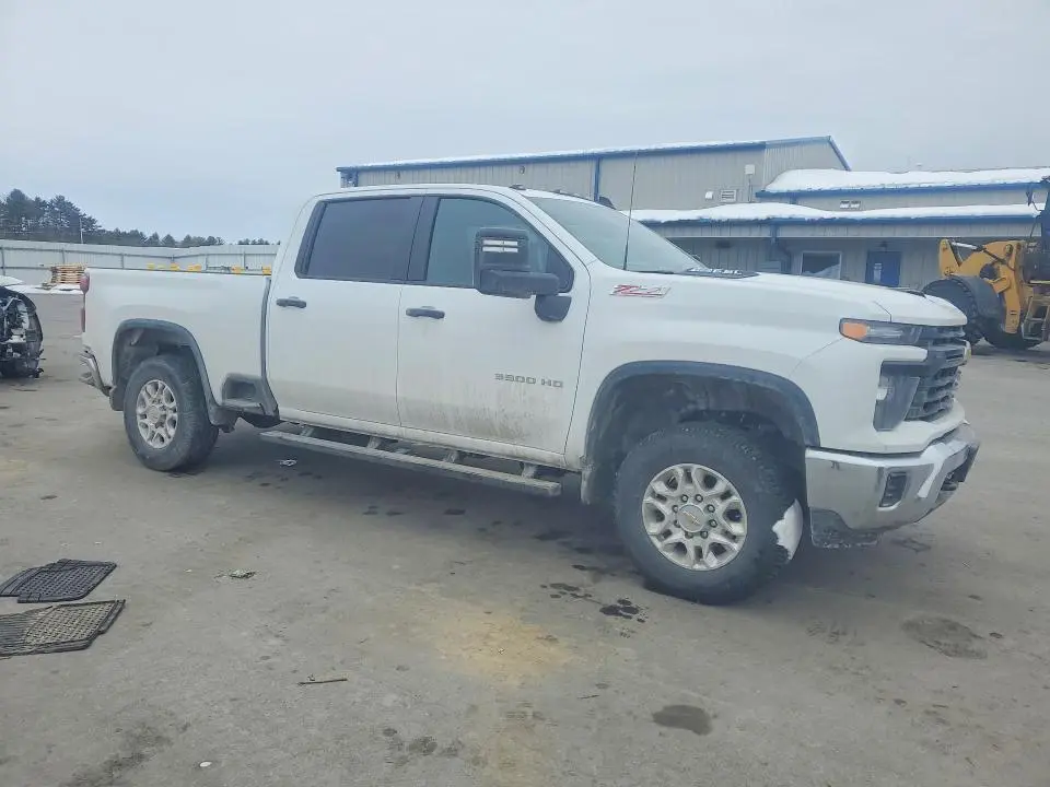 2025 CHEVROLET SILVERADO K3500  