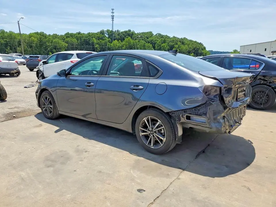 2022 KIA FORTE LXS  