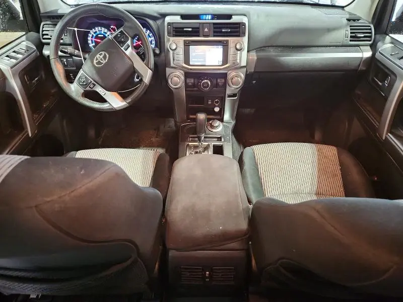 2016 TOYOTA 4RUNNER SR5  