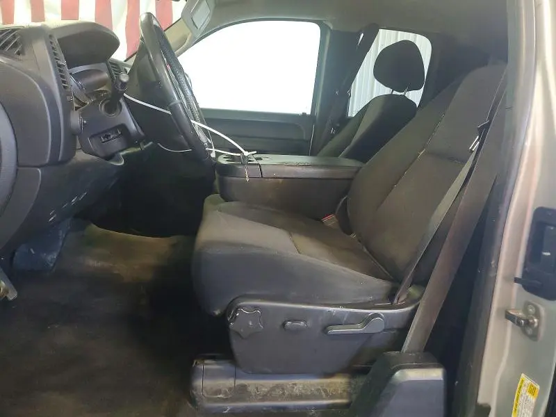 2011 CHEVROLET SILVERADO K1500 LT  