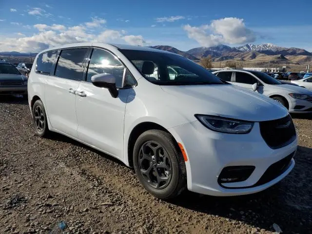 2023 CHRYSLER PACIFICA HYBRID TOURING L  