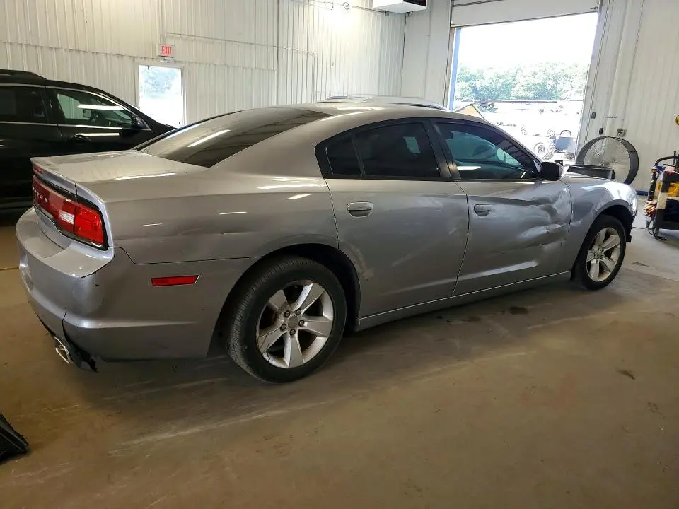 2014 DODGE CHARGER SE  