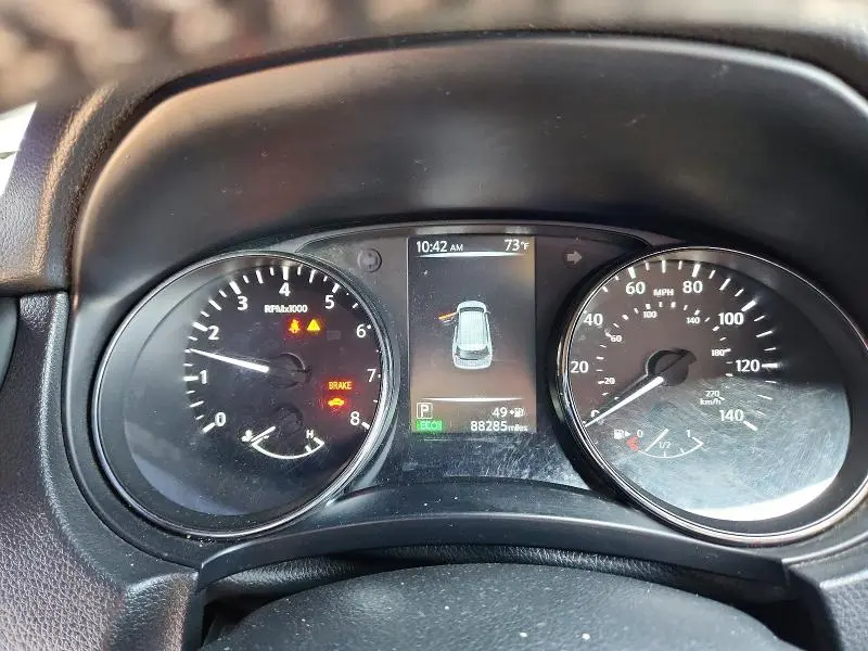 2017 NISSAN ROGUE SV  