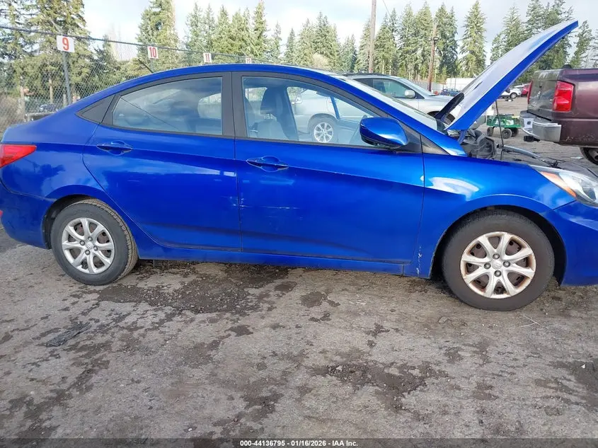2014 HYUNDAI ACCENT GLS