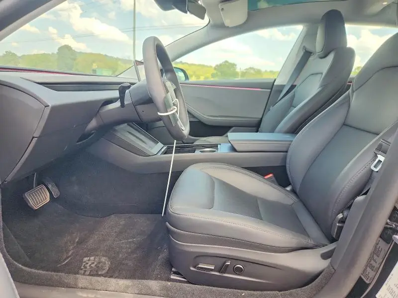2026 TESLA MODEL 3   