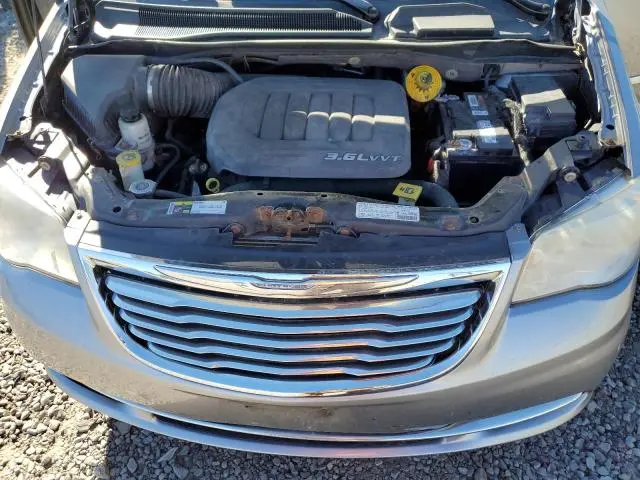 2013 CHRYSLER TOWN & COUNTRY TOURING  