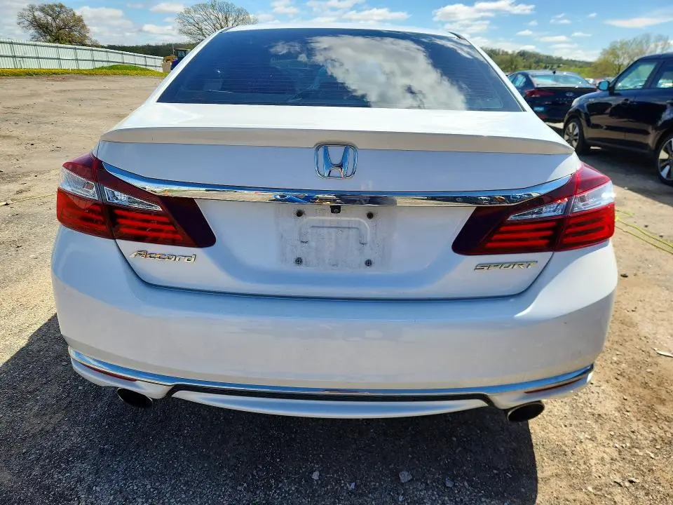 2016 HONDA ACCORD SPORT  