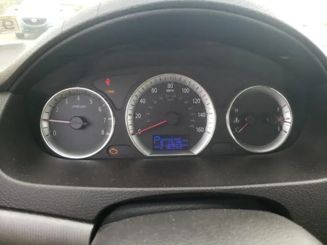 2010 HYUNDAI SONATA GLS  