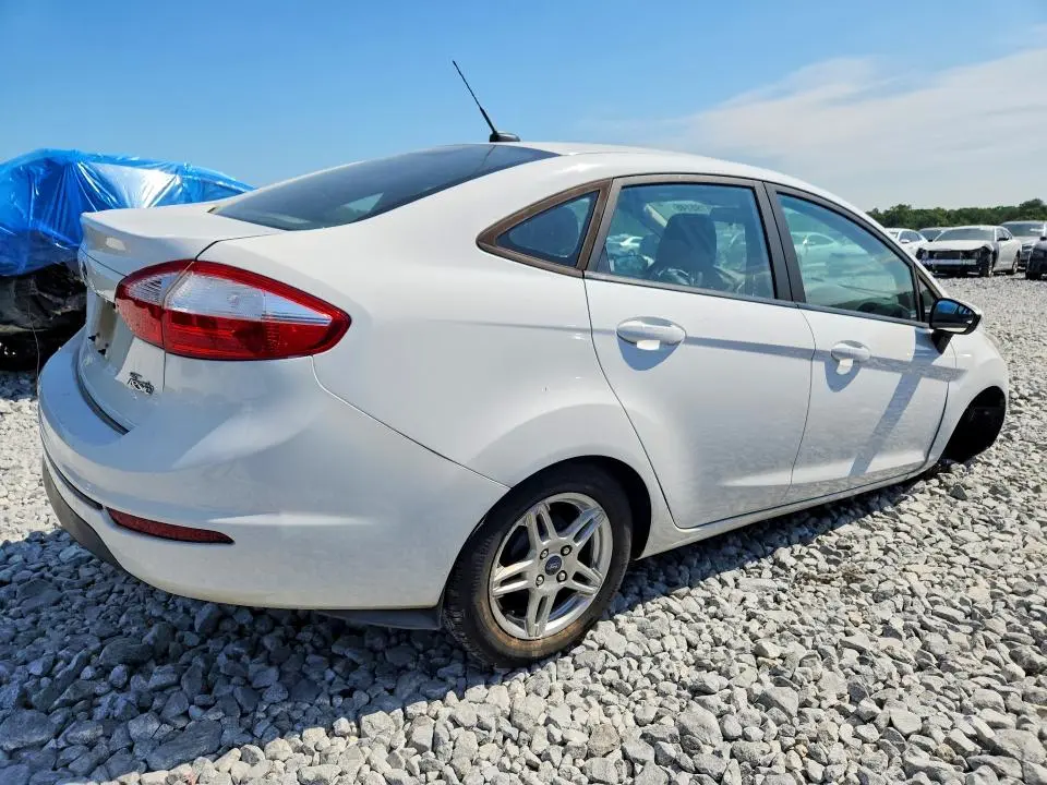 2019 FORD FIESTA SE  