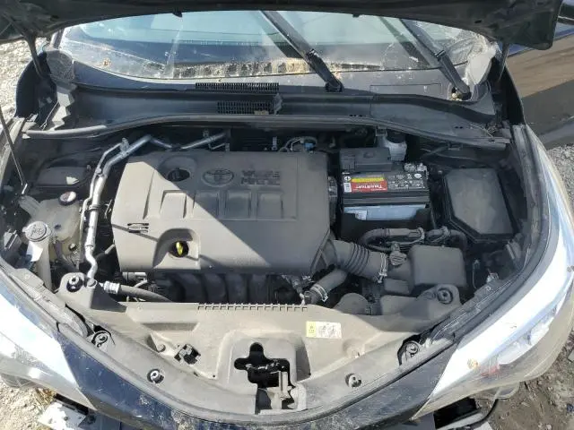 2021 TOYOTA C-HR XLE  