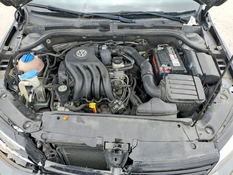 2013 VOLKSWAGEN JETTA BASE  