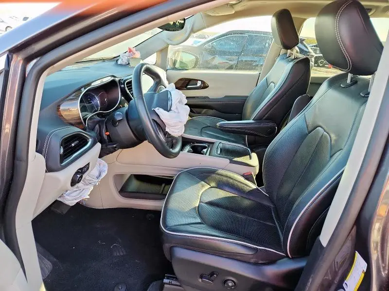 2023 CHRYSLER PACIFICA HYBRID LIMITED  