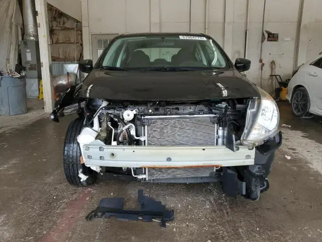 2016 NISSAN VERSA S  