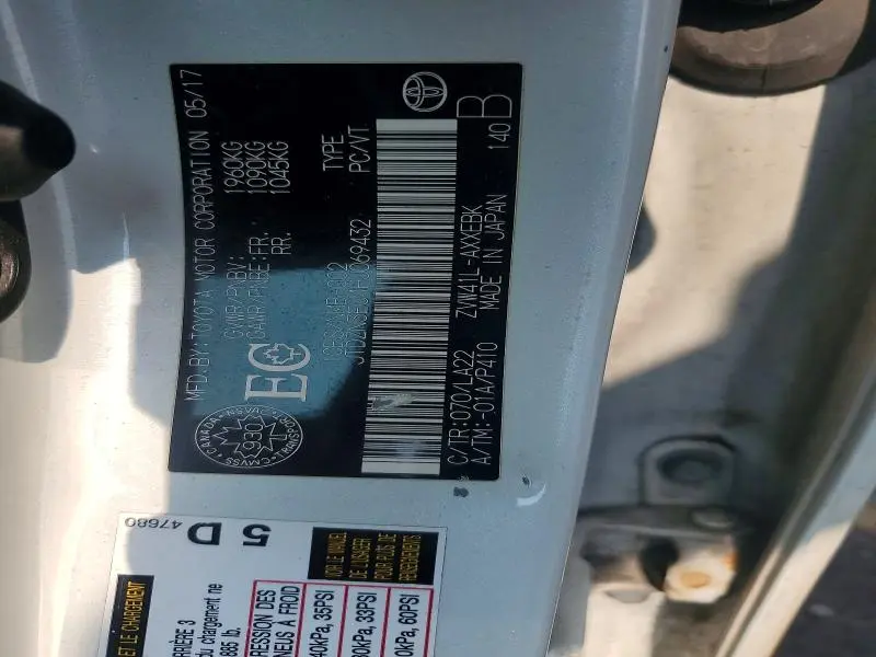 2017 TOYOTA PRIUS V TWO  
