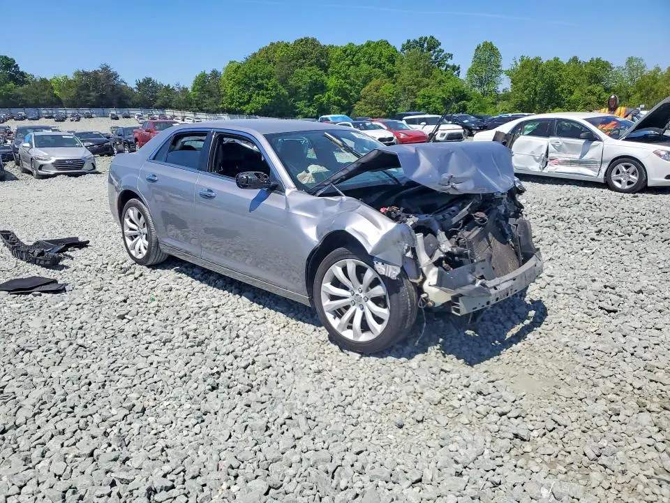 2018 CHRYSLER 300 LIMITED  