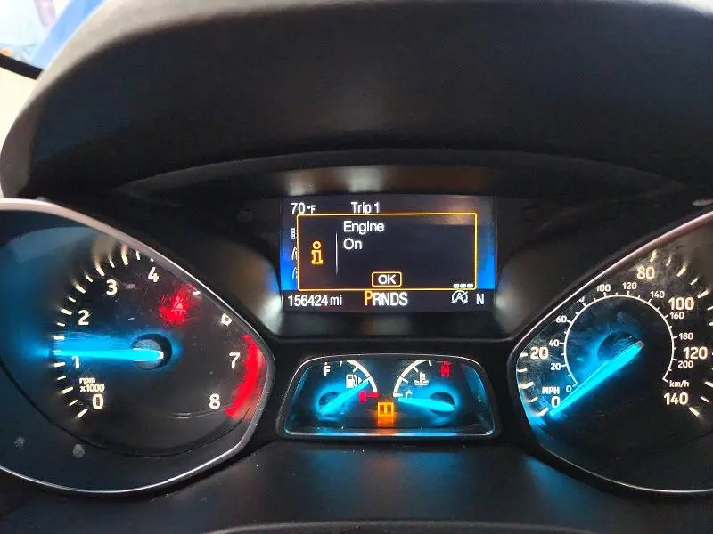 2017 FORD ESCAPE SE  
