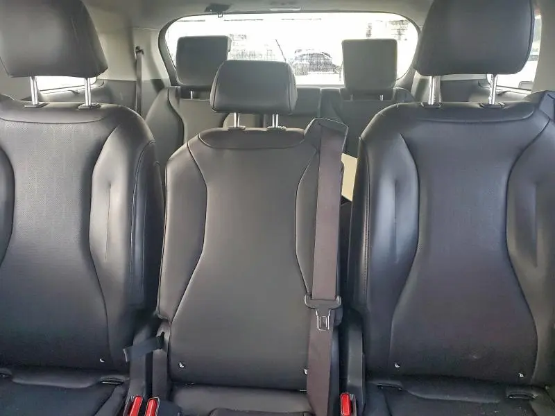 2023 KIA CARNIVAL EX  