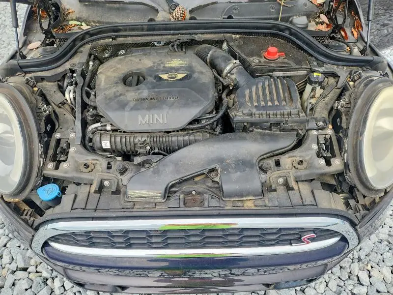 2015 MINI COOPER S  
