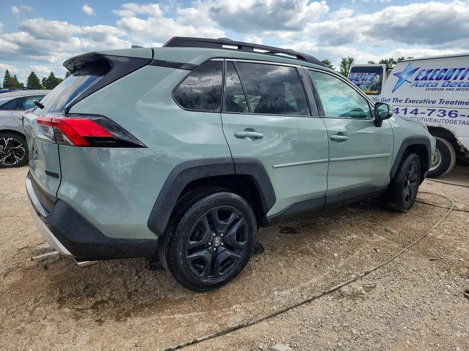 2019 TOYOTA RAV4 ADVENTURE  
