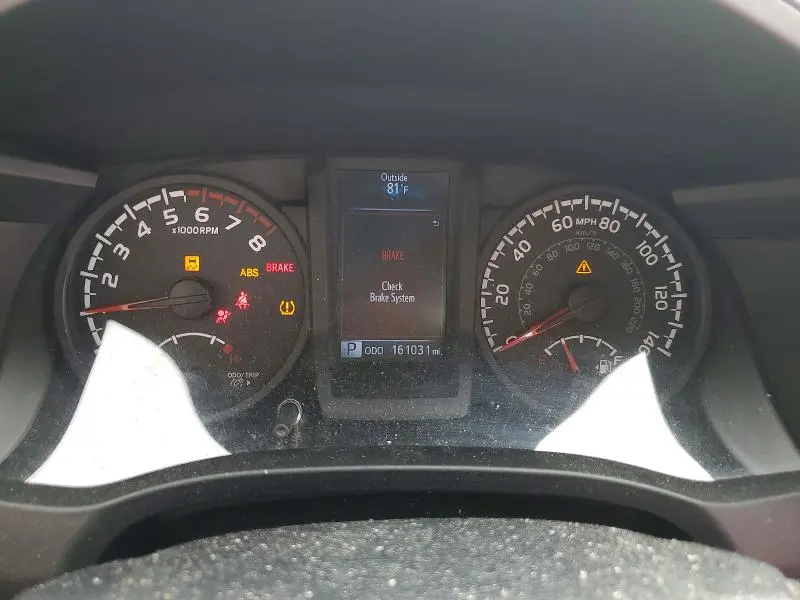 2018 TOYOTA TACOMA SR  