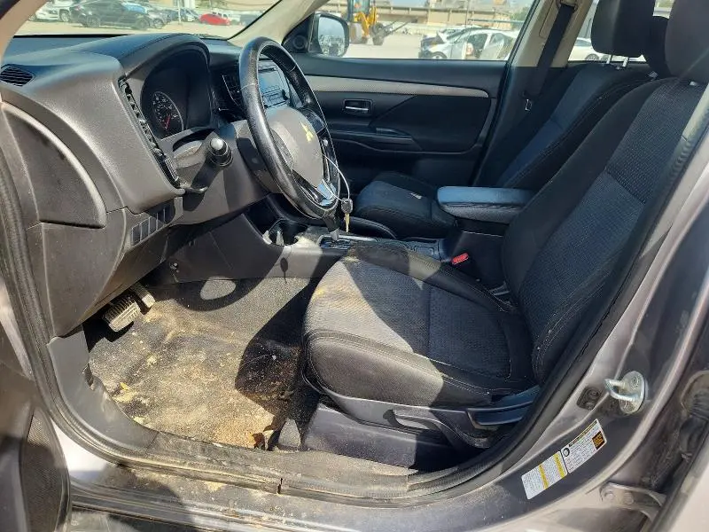 2016 MITSUBISHI OUTLANDER ES  