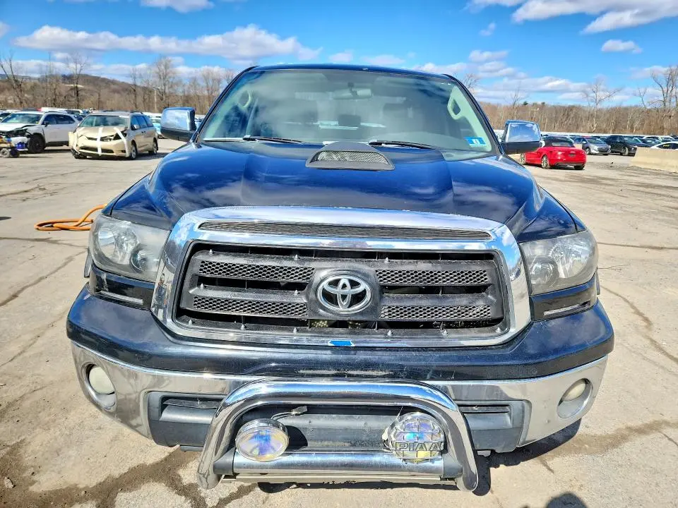 2013 TOYOTA TUNDRA GRADE  