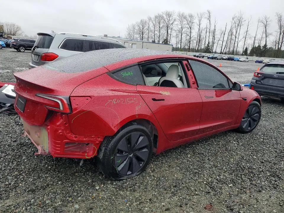 2025 TESLA MODEL 3   