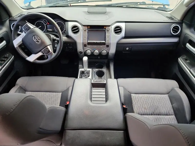 2016 TOYOTA TUNDRA SR5  