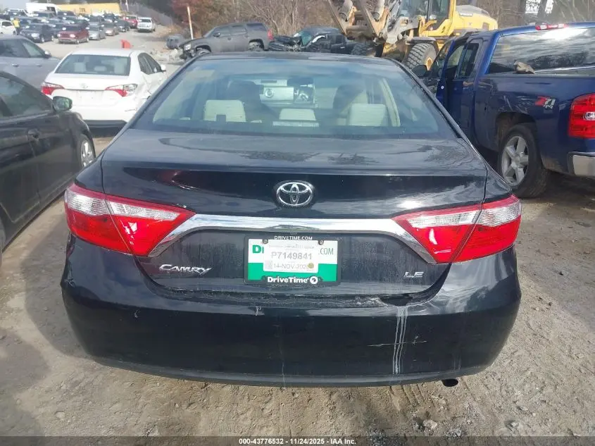 2015 TOYOTA CAMRY LE