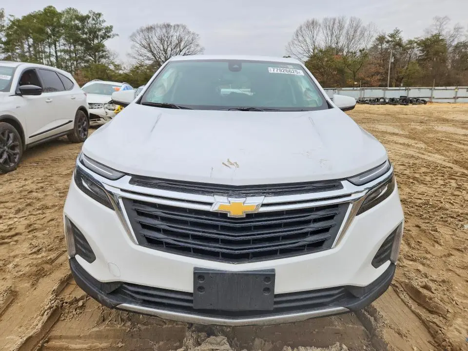 2022 CHEVROLET EQUINOX LT  