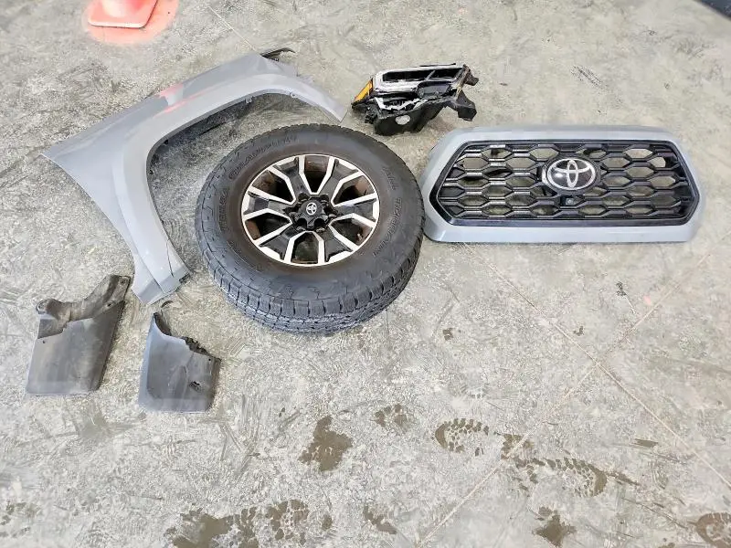 2020 TOYOTA TACOMA TRD SPORT  